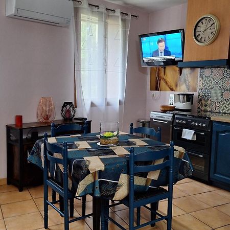 Vacances Et Weekends A Céret Extérieur photo